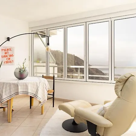 Eden Window To The Sea * Puntillo Del Sol