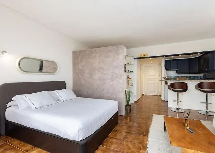 Eden Window To The Sea *