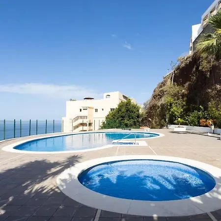 公寓 Eden Window To The Sea *