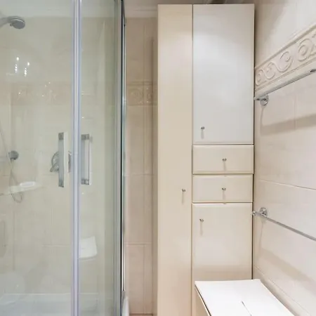 公寓 Eden Window To The Sea *